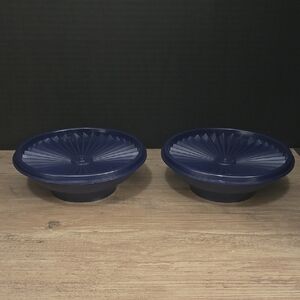 NWT Tupperware two Blue Servalier cereal/ Salad bowls with Lids 890 and 808